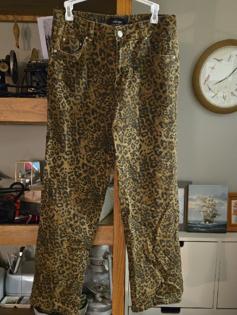REFUGE -  Leopard-Print Jeans - Picture 3 of 5